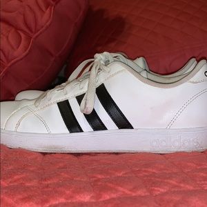 🦄 2 for $20 🦄 Adidas shoes